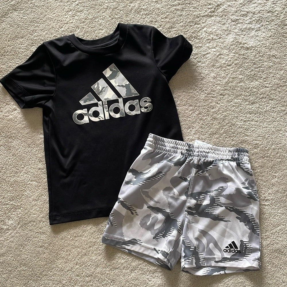 Adidas Boys 2T Camp set